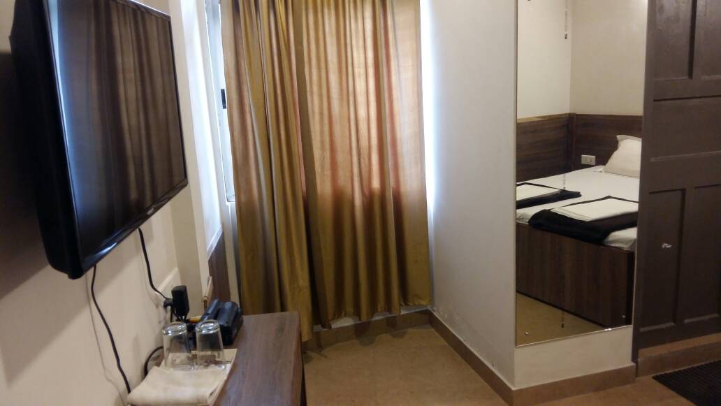 Indiana Hotel Shillong9