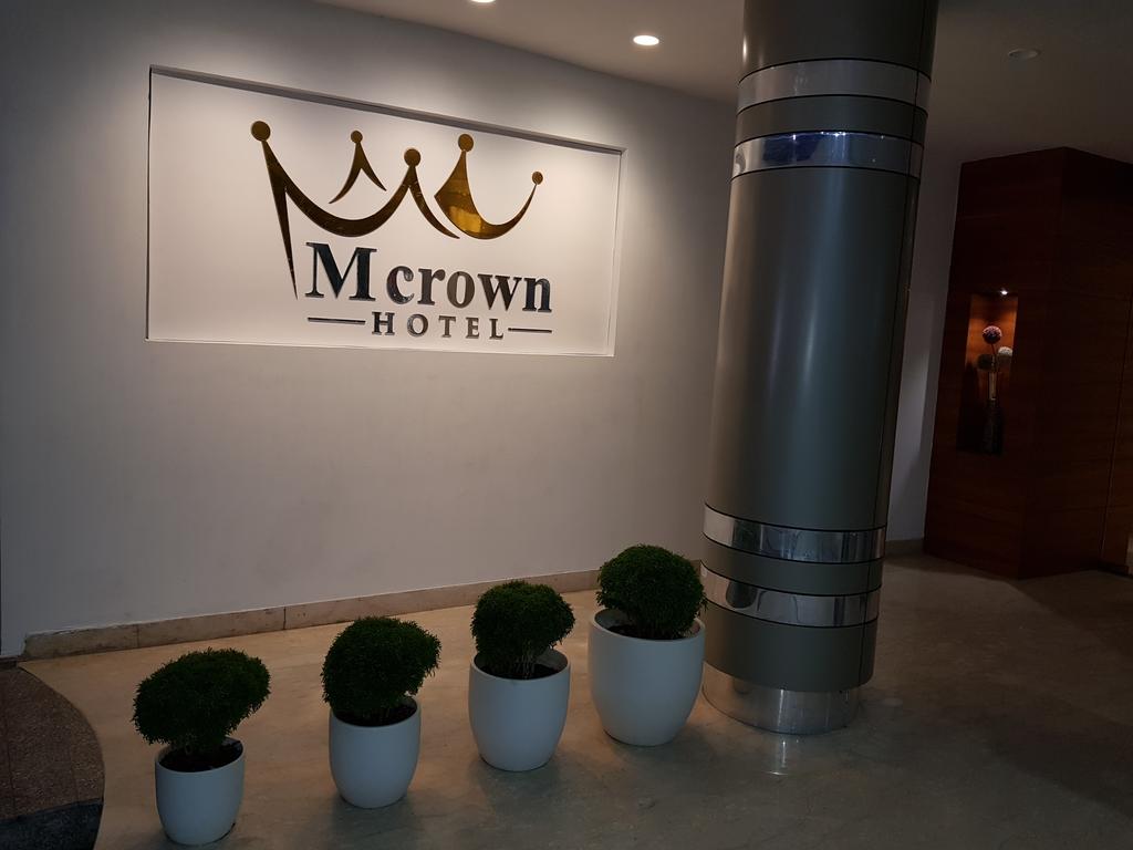 M Crown Hote-11