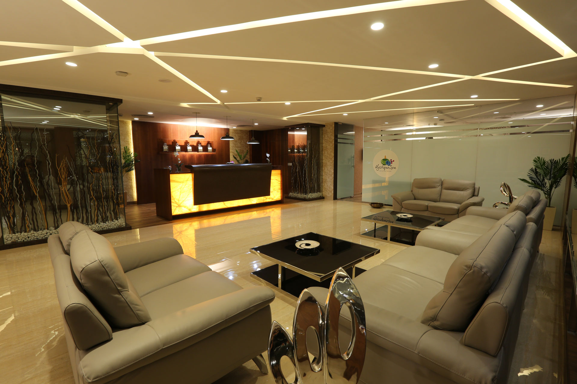 M Crown Hote-5