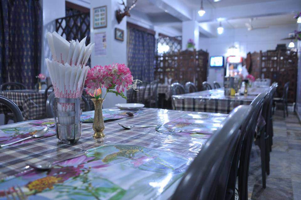 hotel-embassy-police-bazar-shillong-hotels-56fw4nr