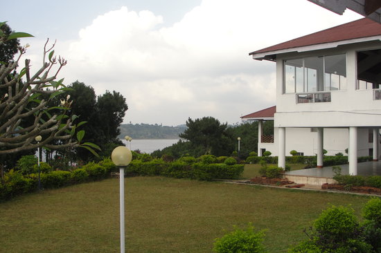 orchid-lake-resort (3)
